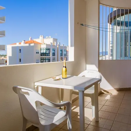 Apartamento Bright 2bdr W/ Balcony By Lovelystay Portimão